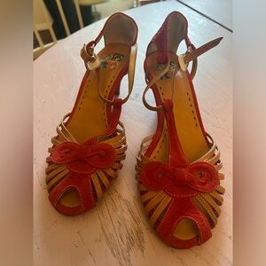 Vintage Italian leather heals